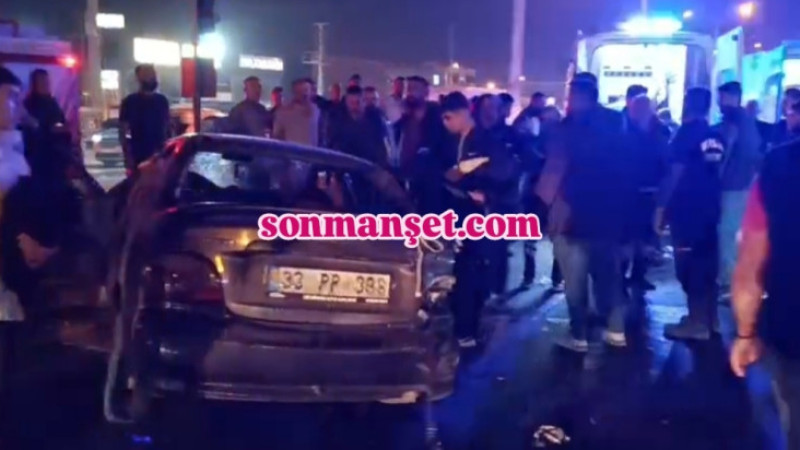 Tarsus’ta Yolcu Minibüsü Otomobille çarpıştı: 10 kişi yaralandı