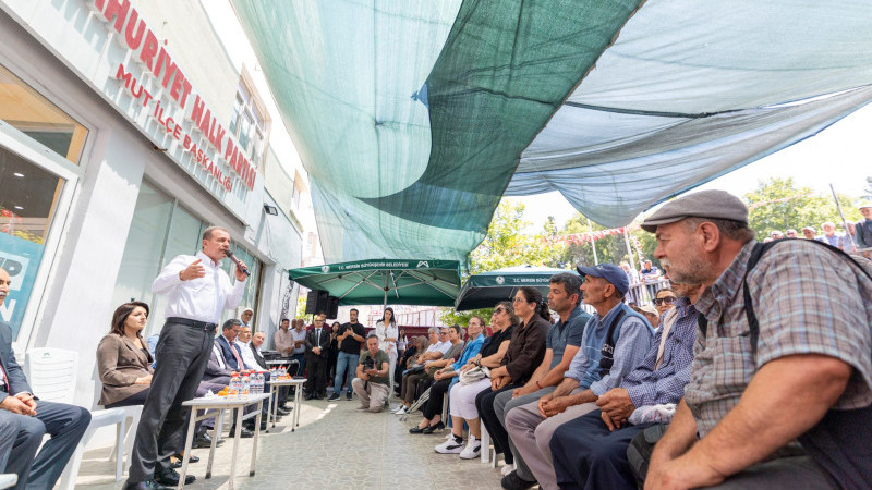 Vahap Seçer, CHP Mut Teşkilatında Önemli Mesajlar Verdi 