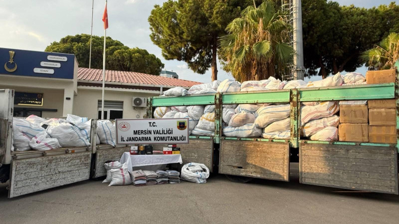 Mersin'de 50 Milyon Değerinde Gümrük Kaçağı Giysi Yakalandı 