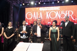 Gala Konserine Katılan Seçer: Mersin Aydınlığın Kenti
