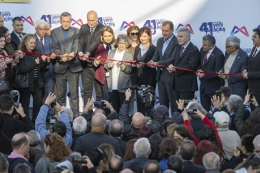 Halkkent Sosyal Yaşam Merkezi Coşkulu Kalabalıkla Açıldı
