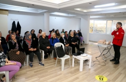 Akdeniz Turgut Reis Mahallesi Sakinlerine İlk Yardım Eğitimi
