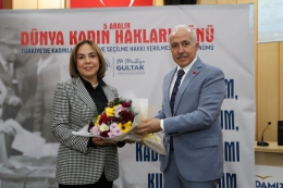 Akdeniz Belediyesi'nden Kadın Hakları Paneli