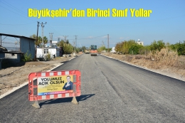 Büyükşehir'den Tarımsal Arazilere 1. Sınıf Yol Hizmeti