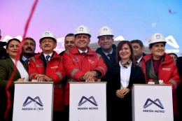 Seçer, Mersin'de METRO Destanını Yazdı:METRO'nun Temeli Atıldı