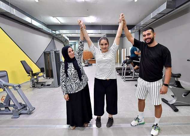 Kübranur Büyükşehir Yaşam Merkezinde 26 Kilo Verdi