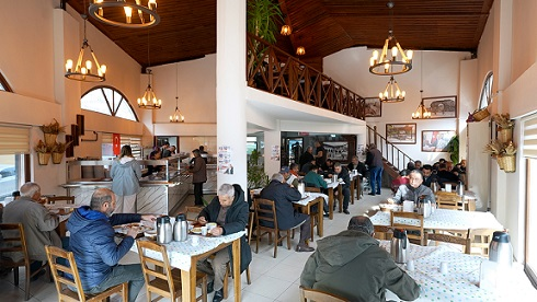 Tarsus Belediye Halk Restoranında 4 Çeşit Yemek 40 Tl.