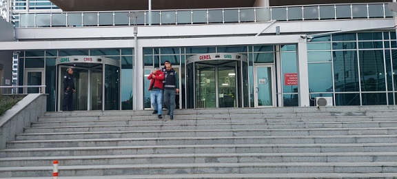 Hastaları özel hastaneye yönlendirme operasyonunda 3 tutuklama