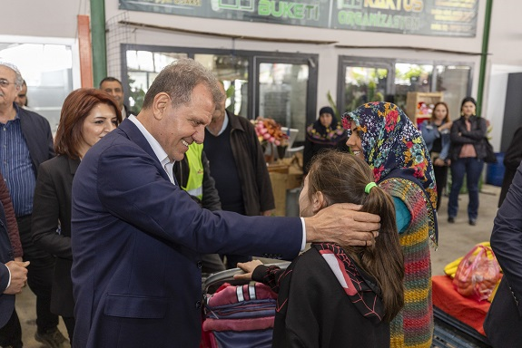 Tarsus Halkından SEÇER'e 'Yolun Bahtın Açık Olsun' 