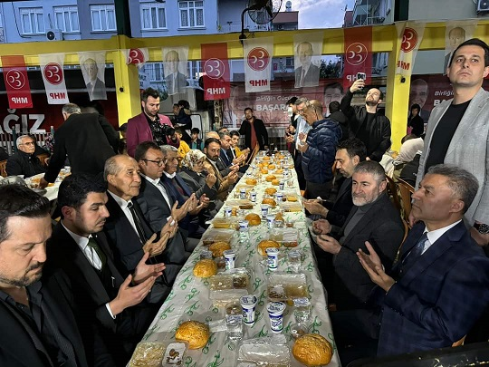 Nureddin Nebati Tarsus'ta Cumhur İttifakının İftar Yemeğine Katıldı