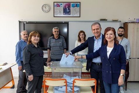 Seçer ve Ailesi Oyunu Kullandı