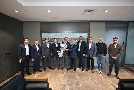 Tarsus TSO Yönetimi Başkan Seçer’i ziyaret etti
