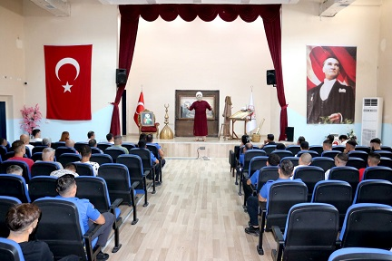 Şehir Tiyatrosu Mimar Sinan'ı Tarsus Cezaevinde Sergiledi