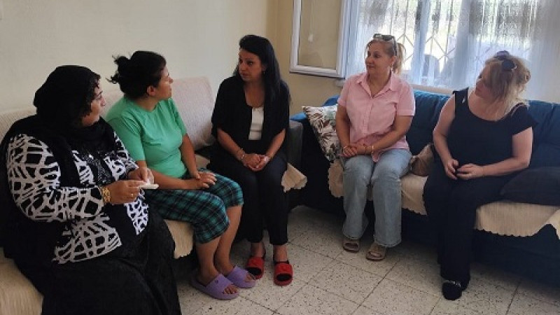 CHP Tarsus Kadın Kolları Ev Ziyaretinde