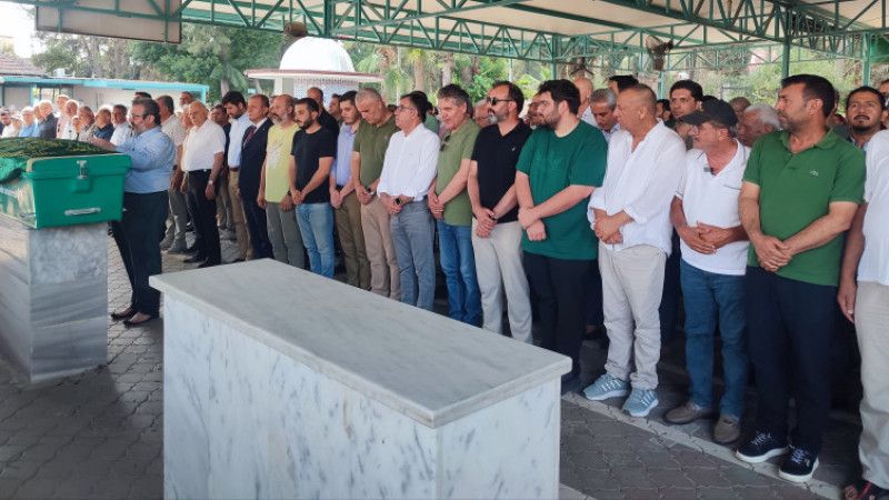 Mehmet Coşkuner'in Cenazesi Toprağa Verildi 