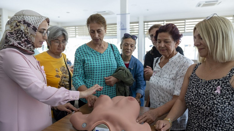 Mersin Büyükşehir'den Meme Kanseri Farkındalık Etkinliği