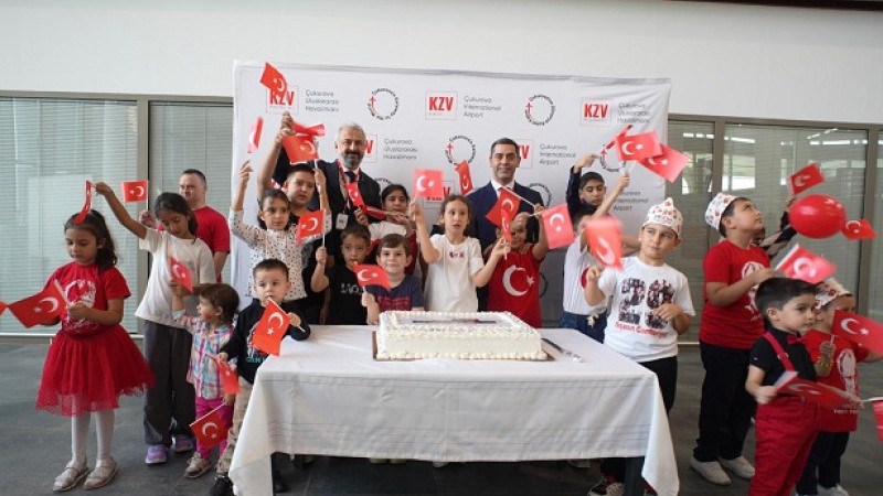 Tarsus Çukurova Havalimanı'nda Cumhuriyet Bayramı Kutlaması