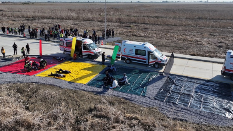 Tarsus Çukurova Havalimanı'nda Nefes Kesen Uçak Kazası Tatbikatı