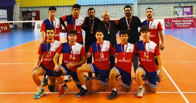 Tarsus Özel Köklü Koleji Voleybol Takımı İl Birincisi oldu
