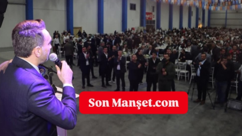 Mersin'de Binlerce kişi AK Parti İftar Yemeğinde Buluştu