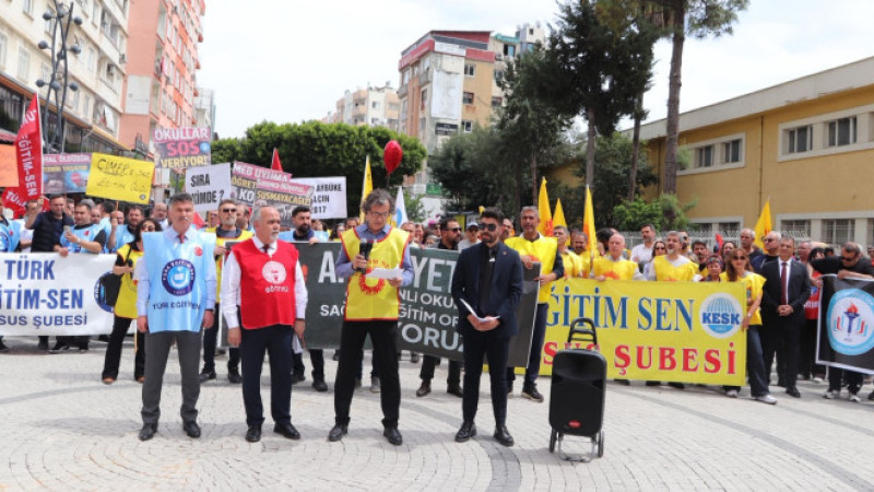 Ozan Varal'dan Tarsus'ta Eğitim Sendikalarına Destek 