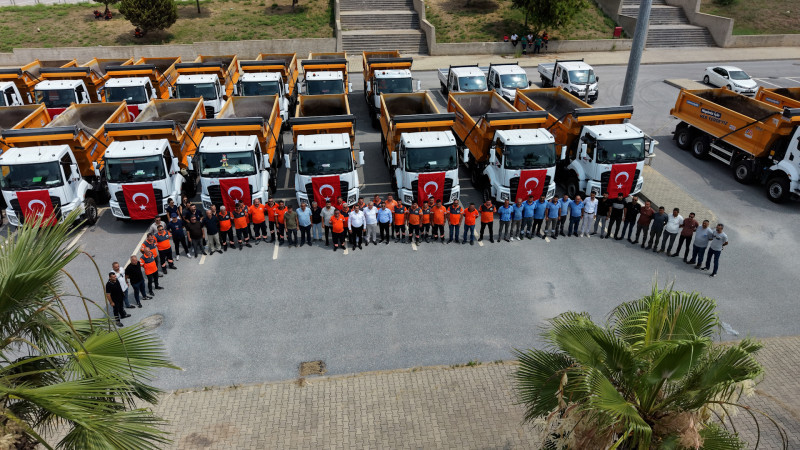 BÜYÜKŞEHİR’E 240 MİLYON, MESKİ'ye 439 MİLYON TL’LİK ARAÇ FİLOSU YATIRIMI